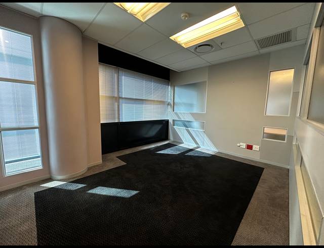 248M² OFFICE TO LET IN SANDTON CENTRAL
